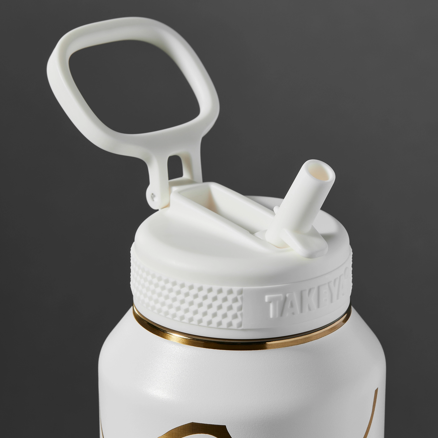 kintsugi-water-bottle-with-straw-lid-o4 51389-TK_HO25_Kintsugi_Takeya9271.png